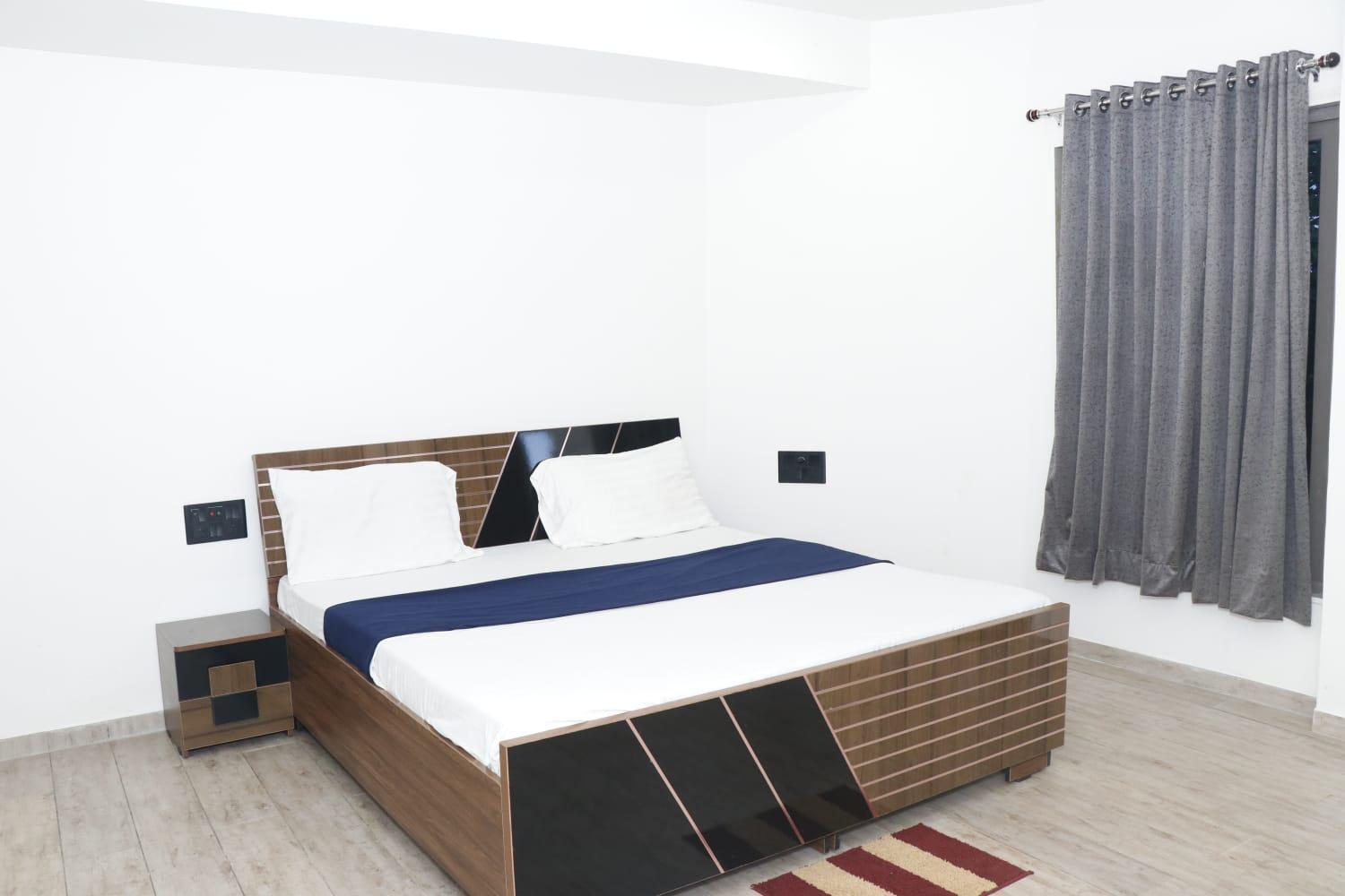 Vits Roccia Hill Resort And Adventure Park, Navapur Songadh Eksteriør bilde