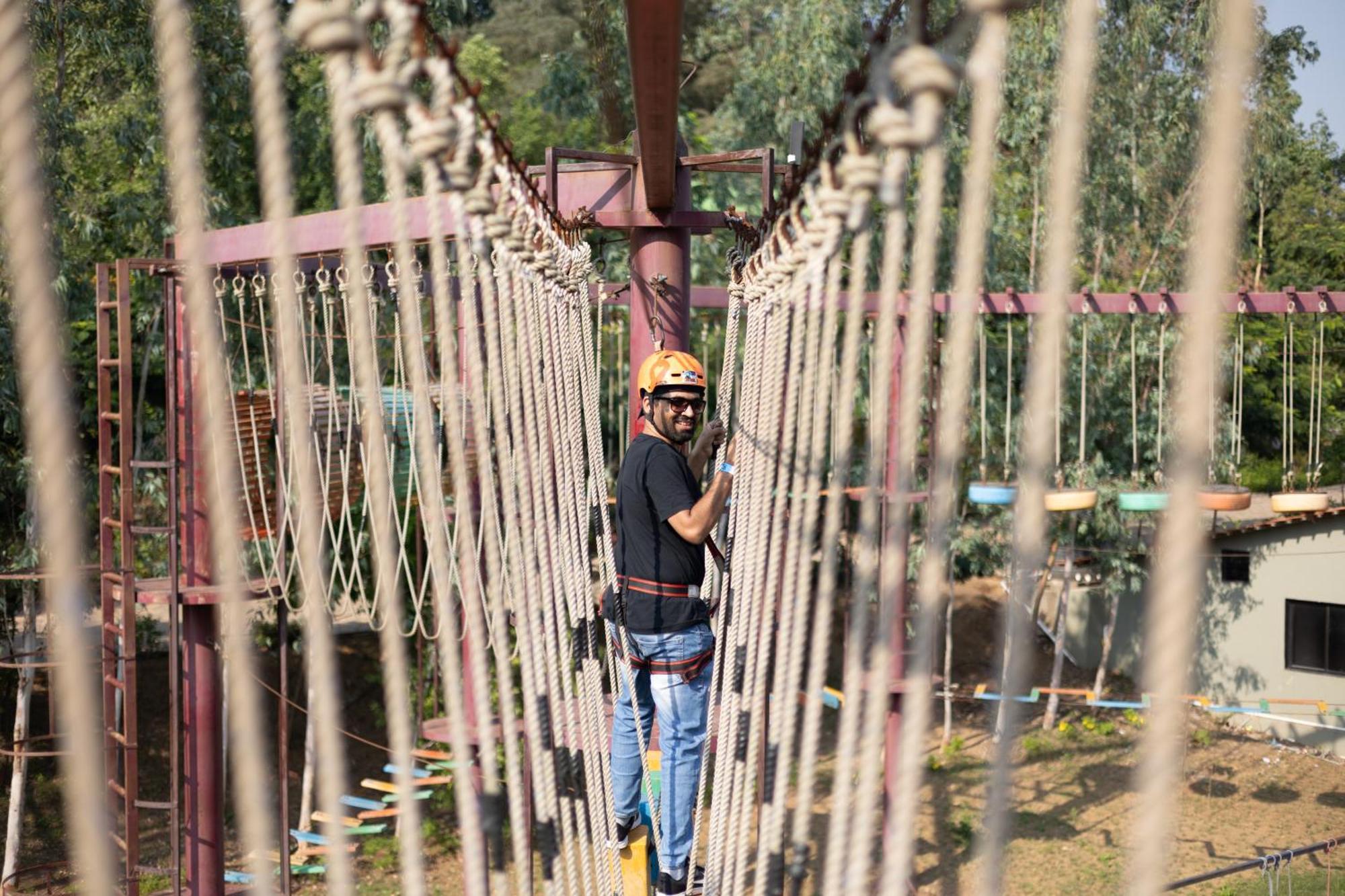 Vits Roccia Hill Resort And Adventure Park, Navapur Songadh Eksteriør bilde